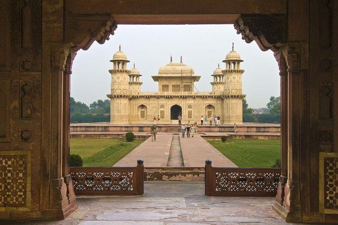 Taj Mahal Sunrise Tour from Delhi By Car - Practical Tips for Travelers