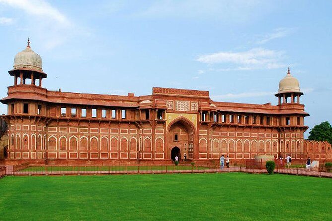 Taj Mahal Sunrise Tour With Agra Fort and Fatehpur Sikri - What Travelers Are Saying