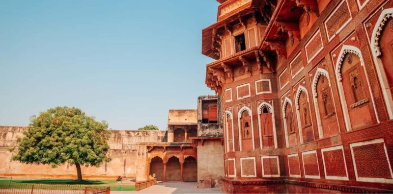 Taj Mahal Tour by Gatimaan Superfast Express Train - The Journey Begins: Early Departure and Travel Comfort