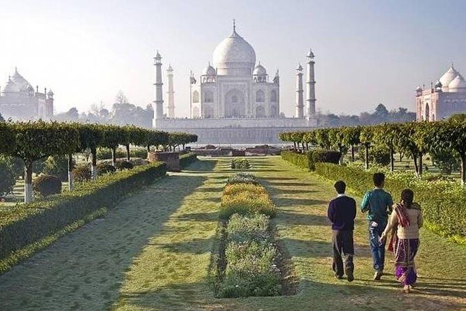 Taj Mahal Tour From Jaipur With Skip The Line Option - A Closer Look at the Itinerary