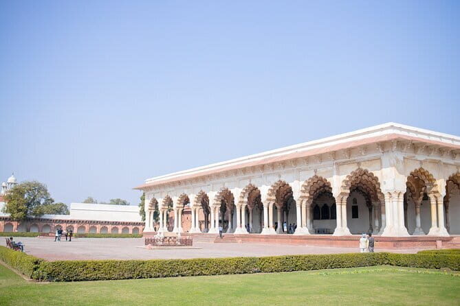 Taj Mahal Tour with Fatehpur Sikri and Agra Fort by Car - Discovering the Highlights of Agra in a Day