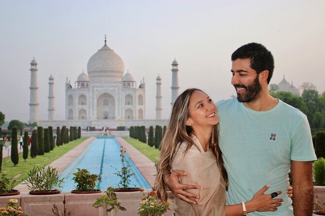 Taj Mahal Tour with High-Speed Train Experience - All Inclusive - Arriving in Agra: Your First Glimpse of the Taj Mahal