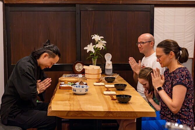 Takayama Rice ball Making and meditation at Takayama Zenkoji. - Key Points
