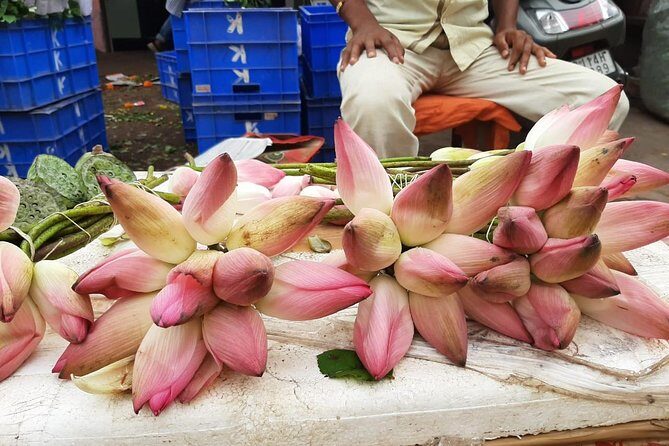 Take in the Beauty of an Early Morning with Fresh Flowers - What the Tour Includes and Excludes