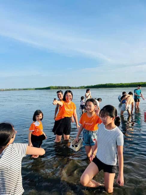 Tam Giang Lagoon Half-Day Boat Trip with Fishing Experience - The Experience in Detail