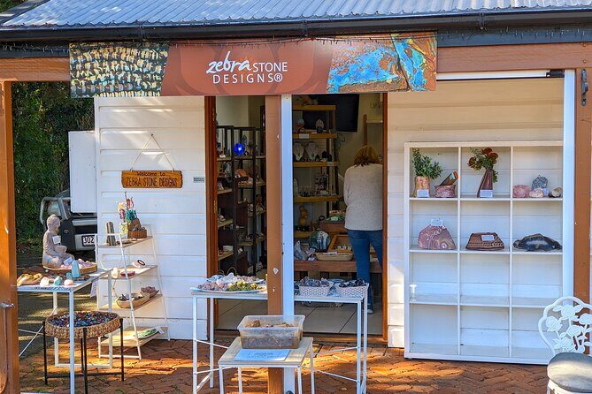 Tamborine Mountain and Paradise Point Tour from Brisbane - FAQs