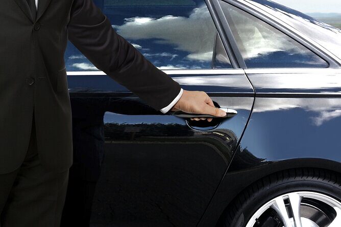 Tampa Airport Car Services - What to Expect During Your Transfer