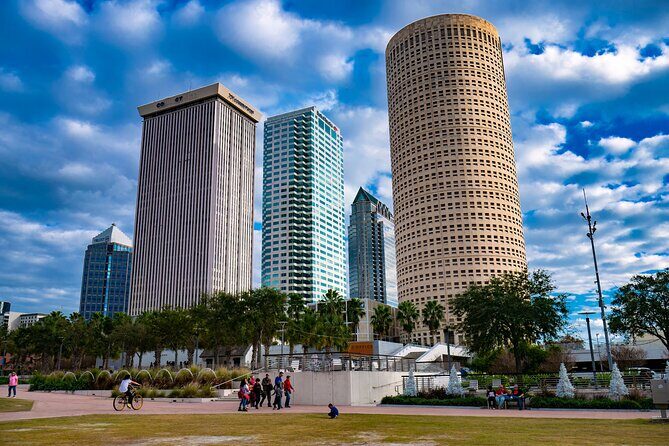 Tampa Florida Scavenger Hunt Walking Tour - A Closer Look at the Tampa Scavenger Hunt Experience