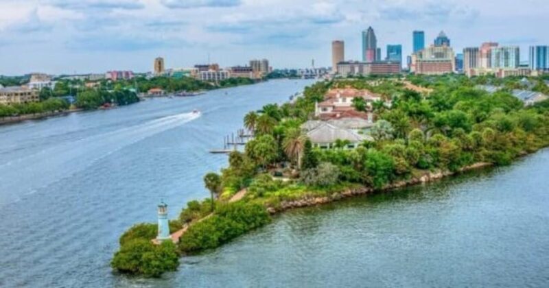 Tampa: Hillsborough River Tiki Bar Boat Up to 13 people - Who Should Consider This Tour?