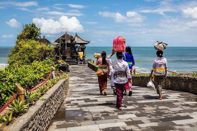 Tanah Lot Bali Temple Sunset Small Group Tour Half Day - Analyzing the Value and Practicalities