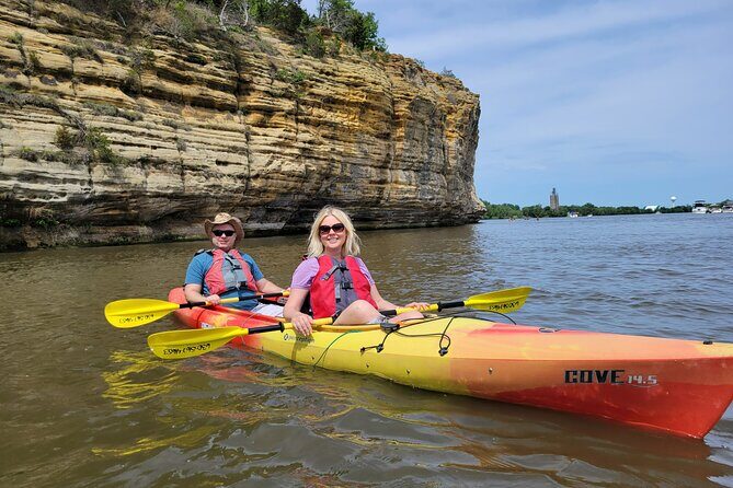 Tandem Guided Kayak Tour Near Chicago - An In-Depth Look at the Kayak Experience