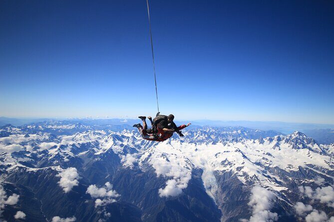 Tandem Skydive 16,500ft from Franz Josef - What Makes It Stand Out?