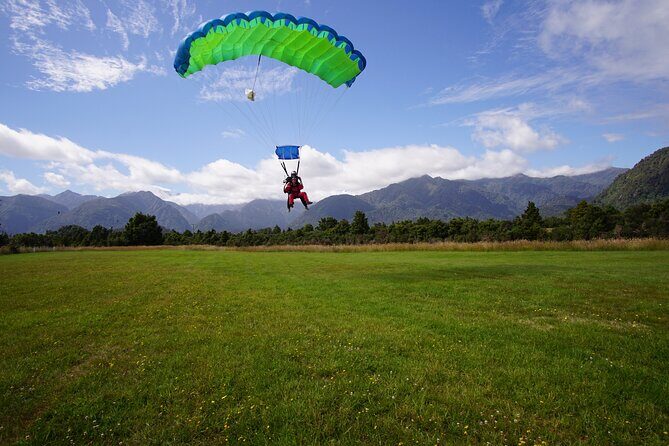 Tandem Skydive 16,500ft from Franz Josef - FAQs