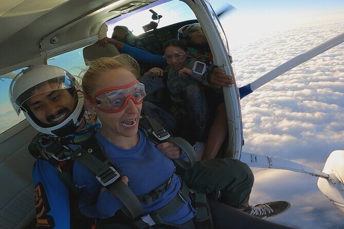 Tandem Skydive in Puerto Vallarta With Beach Landing - Practical Details for Planning Your Jump