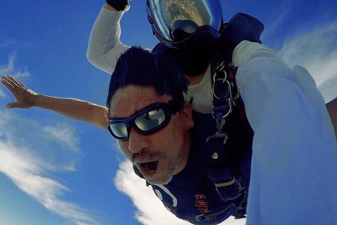 Tandem Skydive in Puerto Vallarta With Beach Landing - The Sum Up: Who Should Consider This?