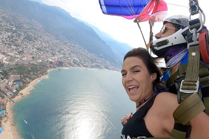 Tandem Skydive in Puerto Vallarta With Beach Landing - FAQ