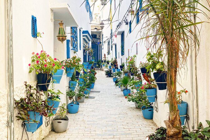 Tangier tours with female tour guide Abir - Cap Spartel: The Meeting Point of Oceans