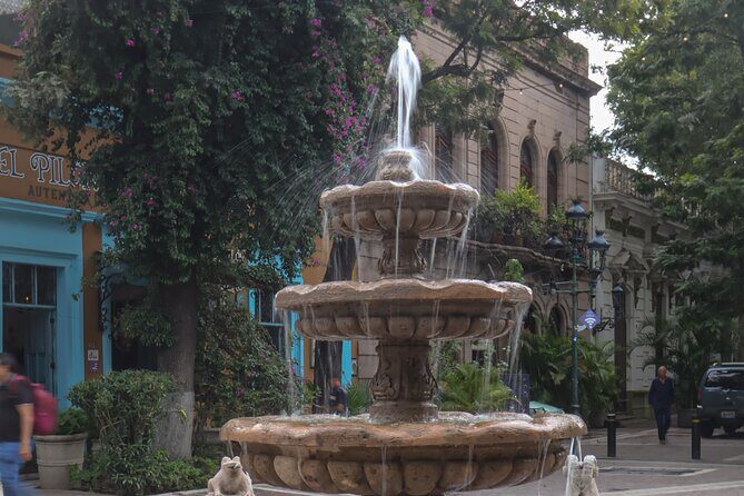 Tapatío Bites Street Food Crawl in Guadalajara - Authentic Cuisine and Local Stories