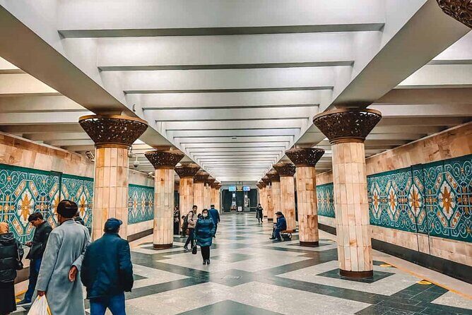 Tashkent Soviet Architecture (Modernism) and Subway station tour. - Exploring Tashkent’s Soviet Architecture and Metro System