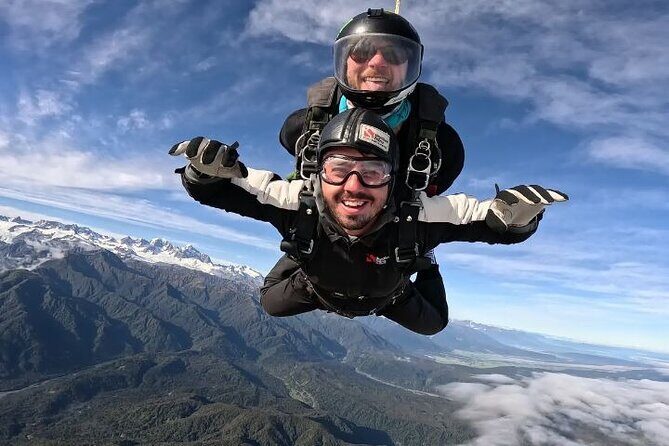 Tasman Experience and Skydive | Combo - An In-Depth Look at the Experience