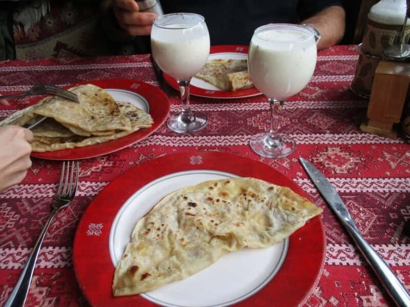 Taste of Azerbaijan: Cuisine Tour with Snacks and Dinner - Authenticity and Guest Feedback