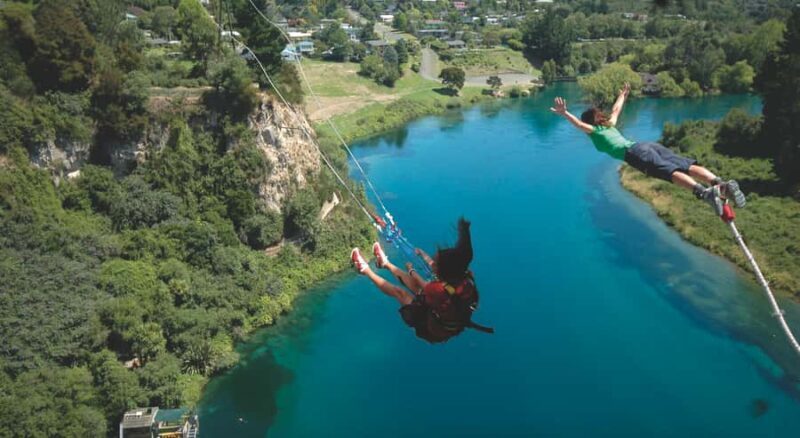 Taup: Bungy Jump and Swing Combo - Practical Details and Planning Tips