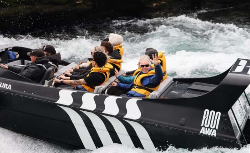 Taupo: Waikato River Jetboating Adventure - The Guides: Knowledge and Personality