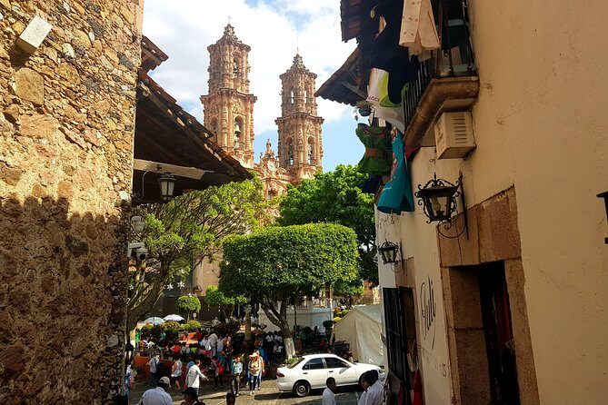Taxco: Ultimate Full-Day Experience + Breakfast & Lunch Included - Lunch and Beverages