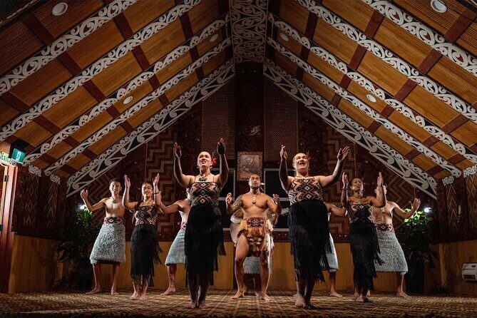 Te Puia: Te P Indigenous Evening Experience Combo - Final Thoughts