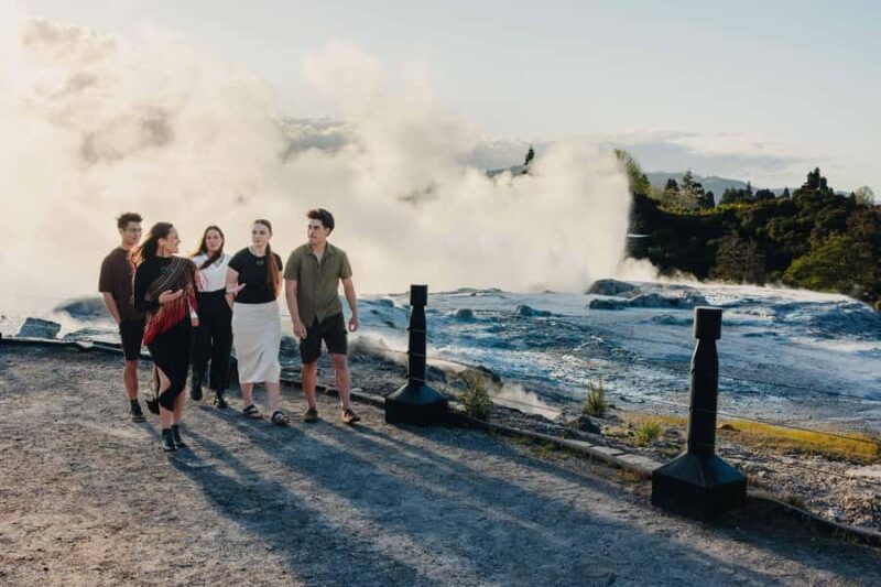 Te Puia: Te R Guided Day Tour + Haka Cultural Performance - FAQ