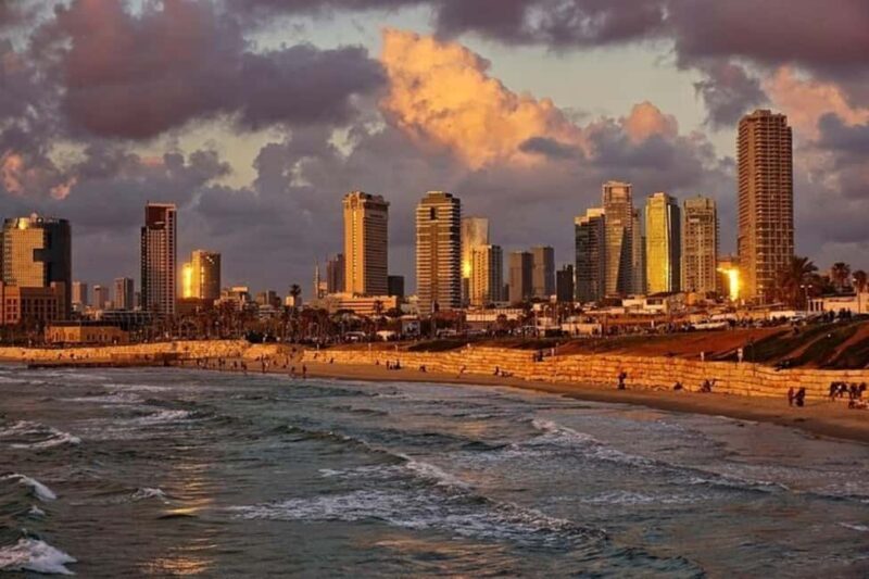 Tel Aviv Private Custom Walking Tour With A Guide - The Itinerary: What You Might Expect