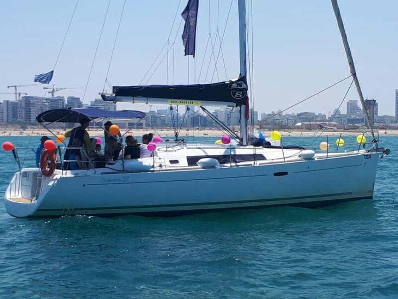 Tel Aviv: Private Yacht Tour with Wine and Guide - What to Expect on Your Tel Aviv Yacht Experience