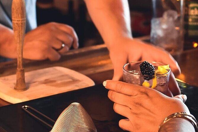 Tennessee Whiskey Workshop with Instructor and 3 Cocktails - What You Can Expect from the Workshop