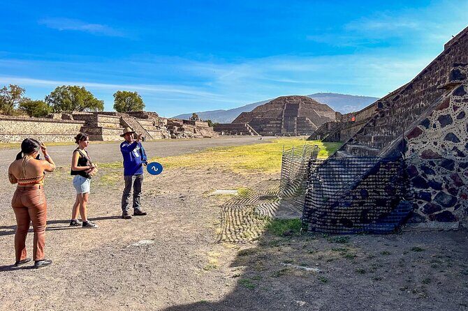 Teotihuacan Early or Afternoon Access Guided Tour with No Crowds - Highlights and Features: What Sets This Tour Apart