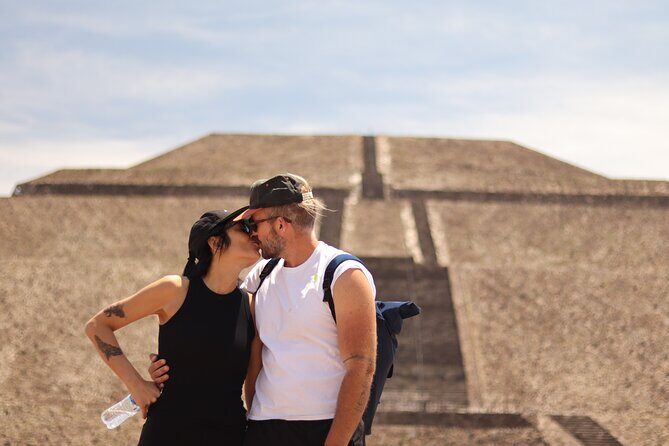 Teotihuacan full day tour, caves, pyramids, transport CDMX - Return to Mexico City