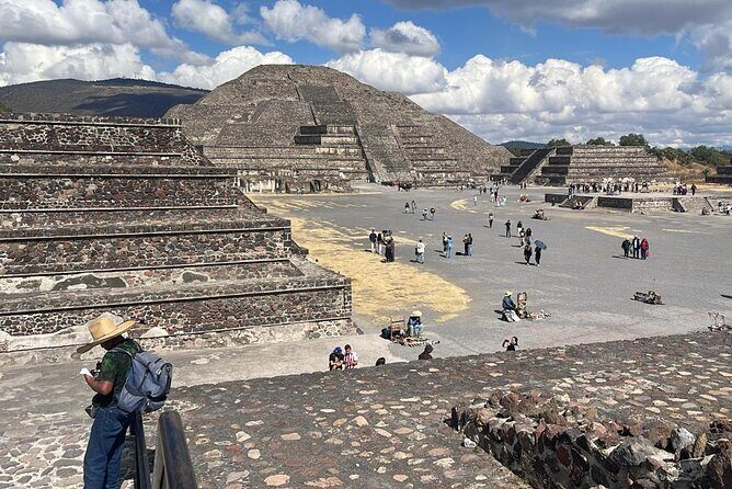 "Teotihuacán Morning & Afternoon Explore Without Tourist Traps - The Real Value: What You Get for $44.76