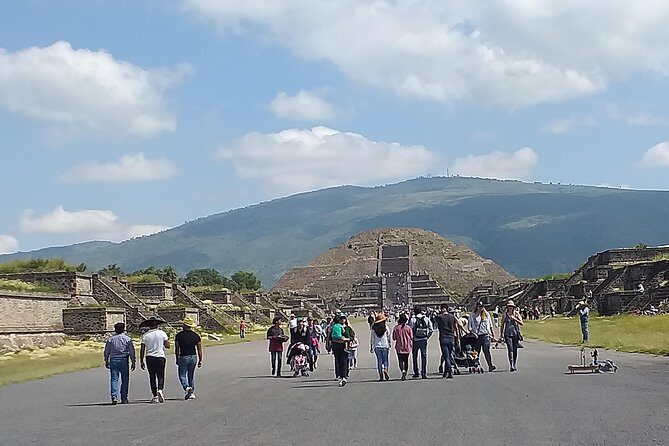 Teotihuacán Private Tour with hotel pickup - Authentic Experiences and Authentic Guides