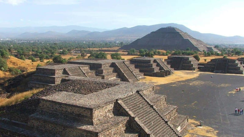 Teotihuacan Tour: Stunning Pyramids around Mexico City - An In-Depth Look at the Tour Experience