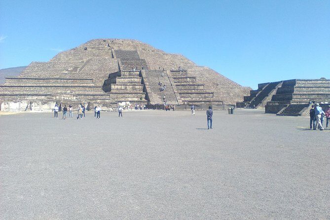 Teotihuacan with a private guide - The Journey Begins: From Mexico City to Teotihuacan
