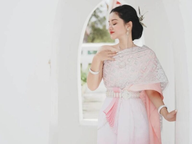 Thai Costume Rental - Thai Costume Rental: A Fun and Cultural Way to Explore Bangkok