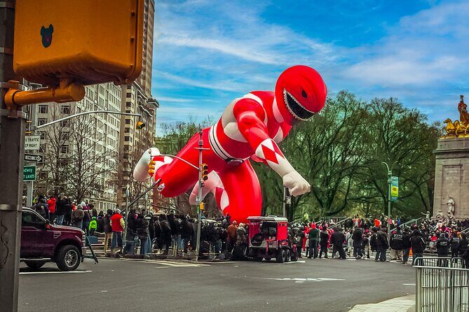 Thanksgiving Parade Indoor Viewing and Brunch Columbus Circle - A Cozy Inside Look at the Macy’s Thanksgiving Parade: Indoor Viewing and Brunch at Columbus Circle