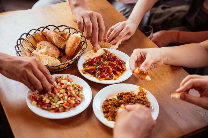 The 10 Tastings of Marrakech With Locals: Private Food Tour - Who Would Love This Tour?