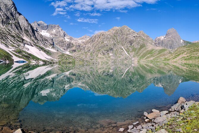 The Best Monsoon Trek: Kashmir Great Lakes - Day 7: Downhill to Naranag and Return to Srinagar