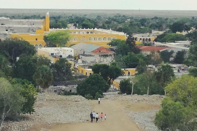 The Best of Izamal Walking Tour - Detailed Overview of the Tour