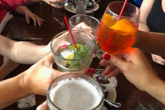 The Charleston Boo Hag and Brews Ghost and Bar Tour - An Entertaining Guide to Charleston’s Haunted Side