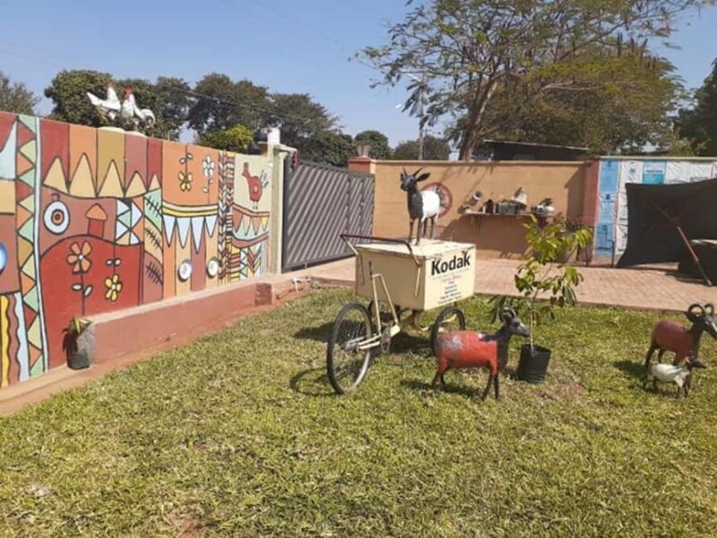 The Dusty Road Township Dining Experience - An Authentic Taste of Zimbabwe in a Township Setting
