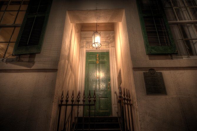 The Ghosts of New Orleans Tour - The Experience: What You Can Expect