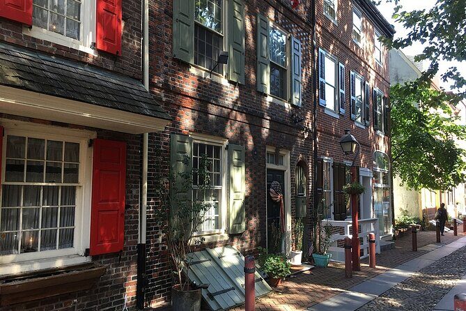 The Ghosts of Philadelphia Tour - What to Expect from the Experience