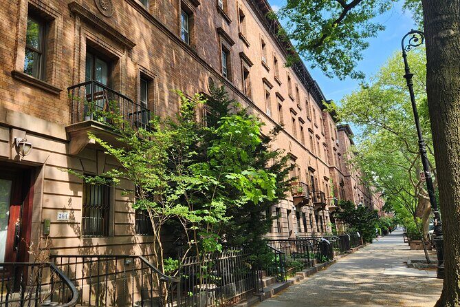 The Heart of Harlem: A Self-Guided Audio Tour in NYC - Exploring Harlem through a Self-Guided Audio Tour
