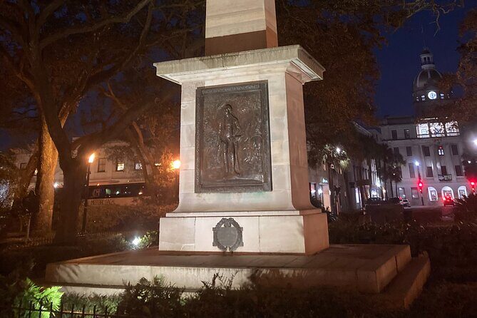 The History Buff: Savannah Walking Tour - A Closer Look at the Tour Experience